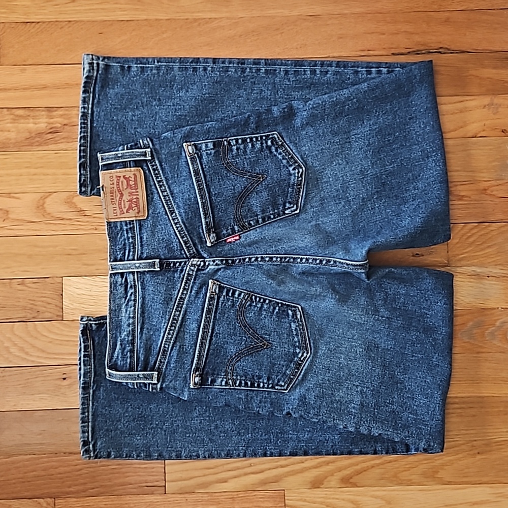 Levi's Women's Mid Blue Straight-Leg Jeans - Picture 7 of 7